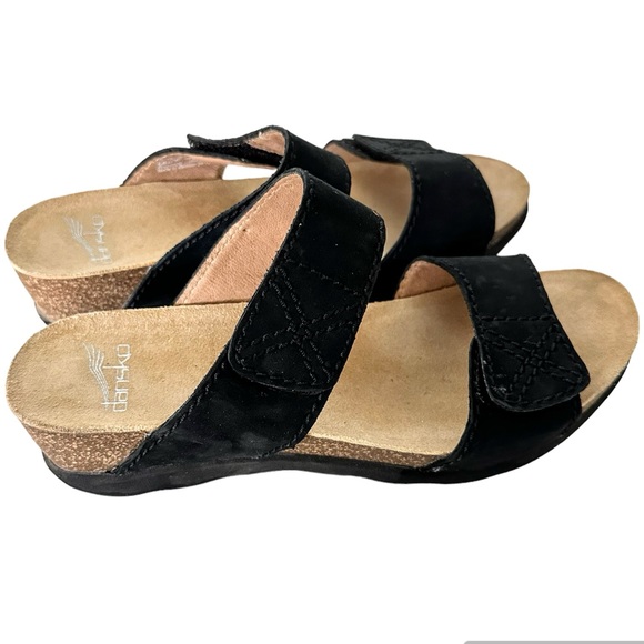 Dansko Maddy Slip-On Wedge Sandal Velcro Leather Black Sz 37 Excellent Condition - Picture 2 of 12